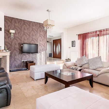 Hera Kyrenia Bb Kazaphani Ngoại thất bức ảnh